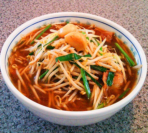 （東村町の福山ラーメン「光福亭」の）ベトコンラーメン